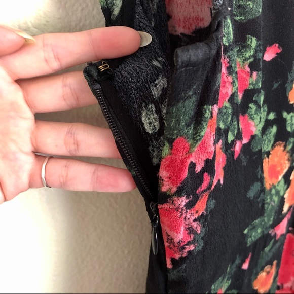 PLENTY TRACY REESE Laurete Floral Ruffle Cutout Wide Leg Jumpsuit in Black - Picture 12 of 14